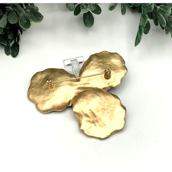 Vintage style Orchid Flower Brooch With Rhinestone Accents & Gold-Tone Backing - Picture 4 of 4
